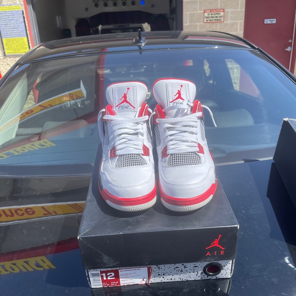 Jordan 4 Fire Red (2012) Size 12